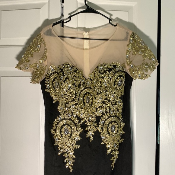 Elegant Black and Gold Formal Evening Gowns Beads Crystals Mermaid - Picture 3 of 16